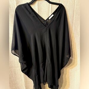 On The Road Women’s high/low Kimono Top Black M/L/XL